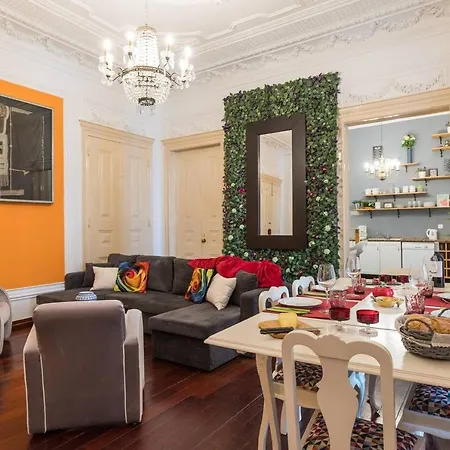3 Bedroom, 2 Bathroom - Palma Lisbon